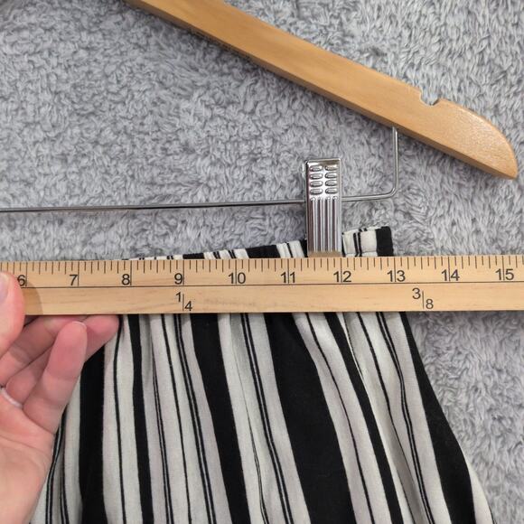 American Eagle White And Black Striped Women's Small Flowy Cropped Tube Top NWT - Picture 4 of 10